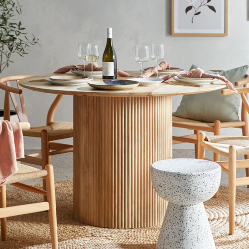 round-dining-table-for-living-room-india.jpg